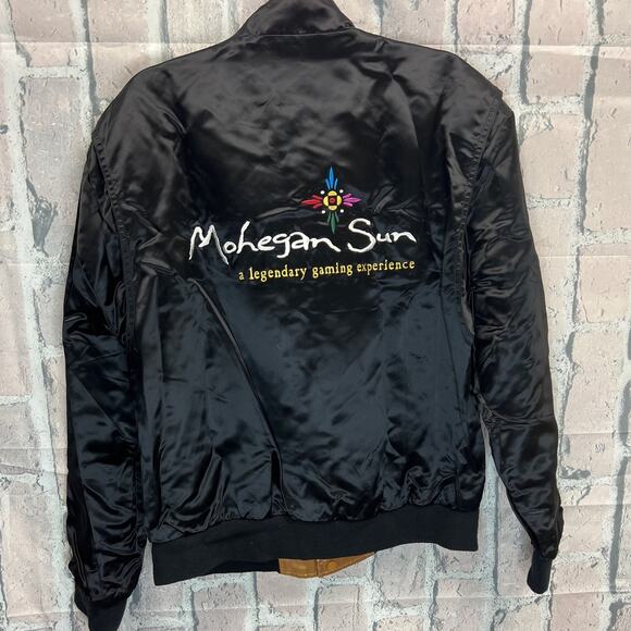 Vintage 90’s Unisex Mohegan Sun Reversible Black/Gold Men Jacket Sz M - Picture 1 of 12